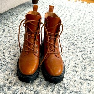 Madewell lace up boot, size 7